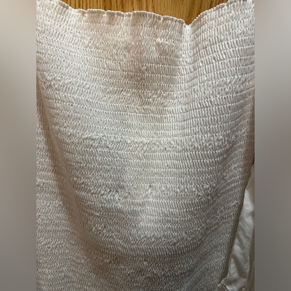 Parker blouse. Peasant style. Smocked body. - Picture 3 of 3